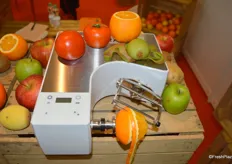 ASTRA's peeler can work with different types of fruits with one single machine.